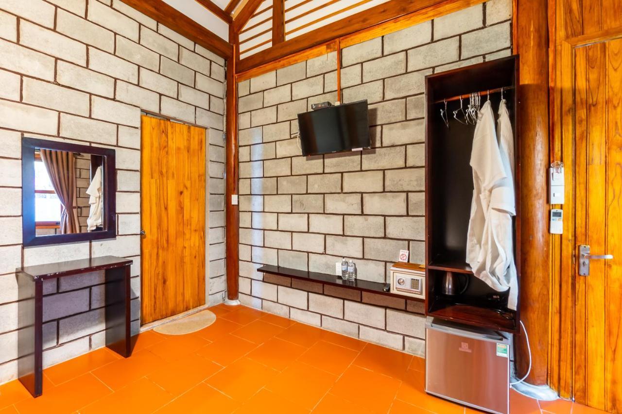 Oyo 467 Hoi An Twin Lake Villa Exterior photo